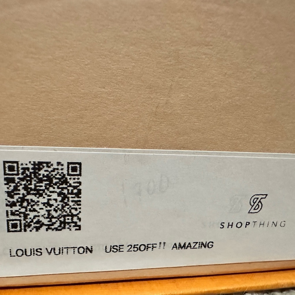 Louis Vuitton On the Go Tote Bag - Picture 7 of 9